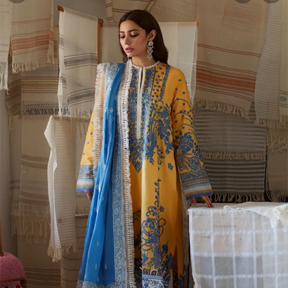 Elan lawn